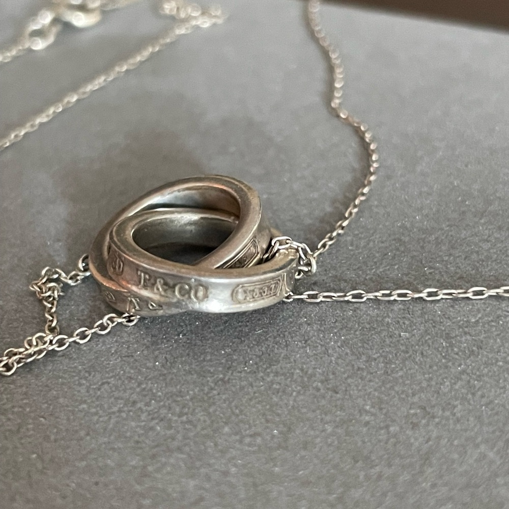 Tiffany & Co interlocking necklace - broken but fixable